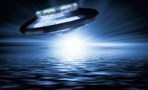 ufo-14850780376tb4272186302986481130