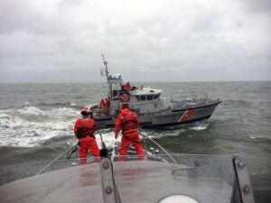 crew-members-of-coast-guard-station-indian-river-train-7f0486-1024 (1)4309322710249751060.