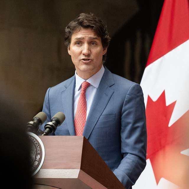 10002461454722897043507422059