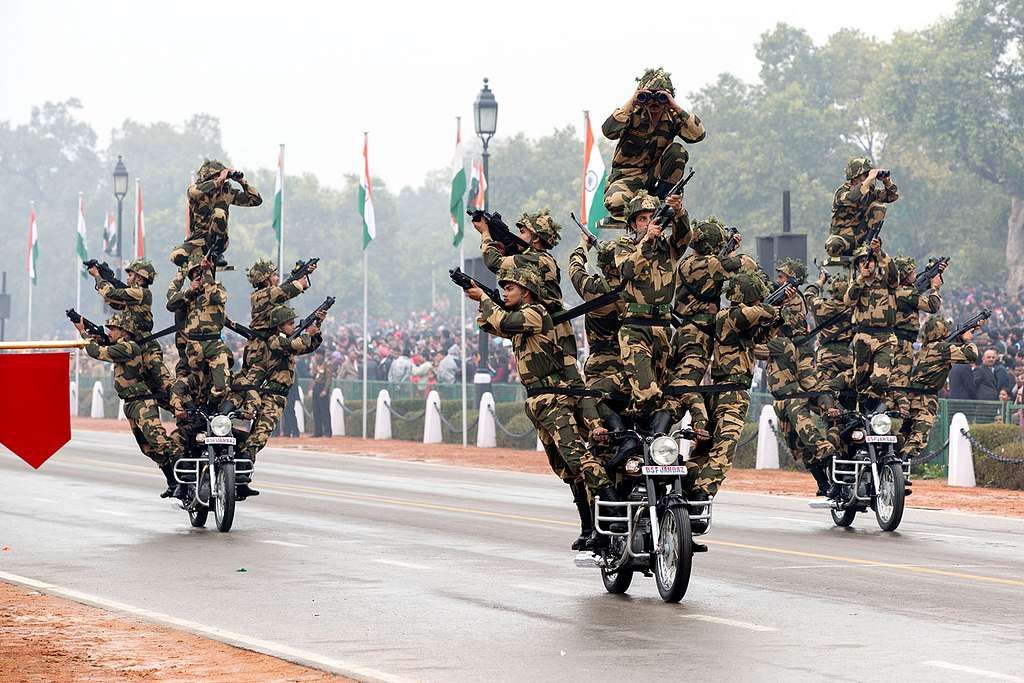 members of the indias border security force dare devils during the 2015 republic 242852 10246821112501099079881