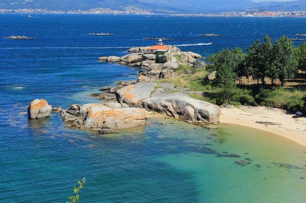 lighthouse a illa de arousa tourism travel vacation b6f9d2 10245553792515435675788