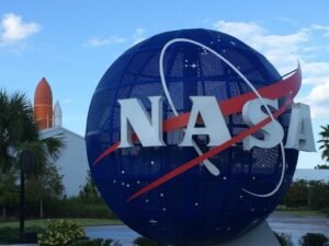 nasa-kennedy-space-center-space-travel-science-technology-511639-1024 (1)7425399689298528776.