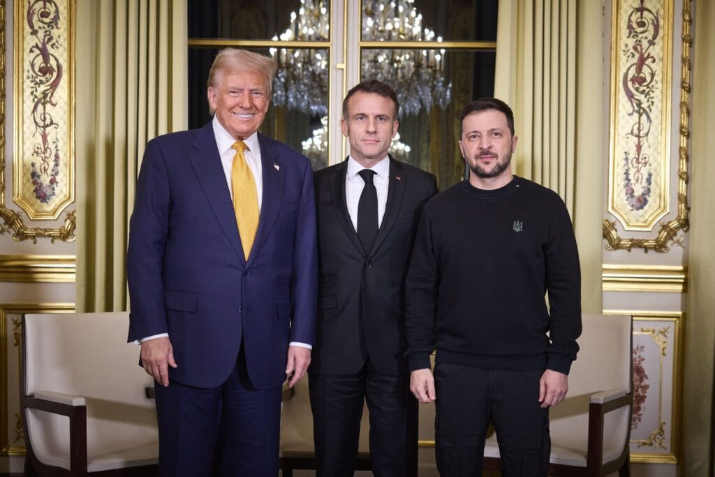 paris hosted a trilateral meeting between volodymyr zelenskyy2C emmanuel macron and donald trump on 7 december 2024 26958926706361526080