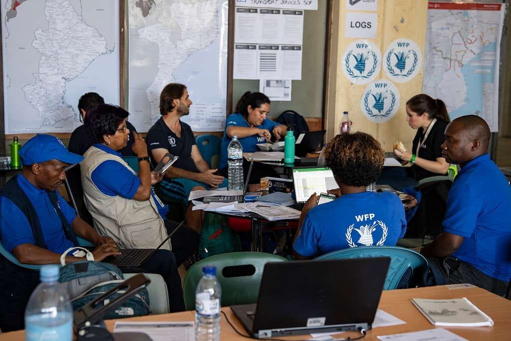 10004137422352456635473784224