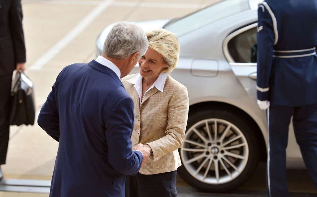 1000445299388220710339026764