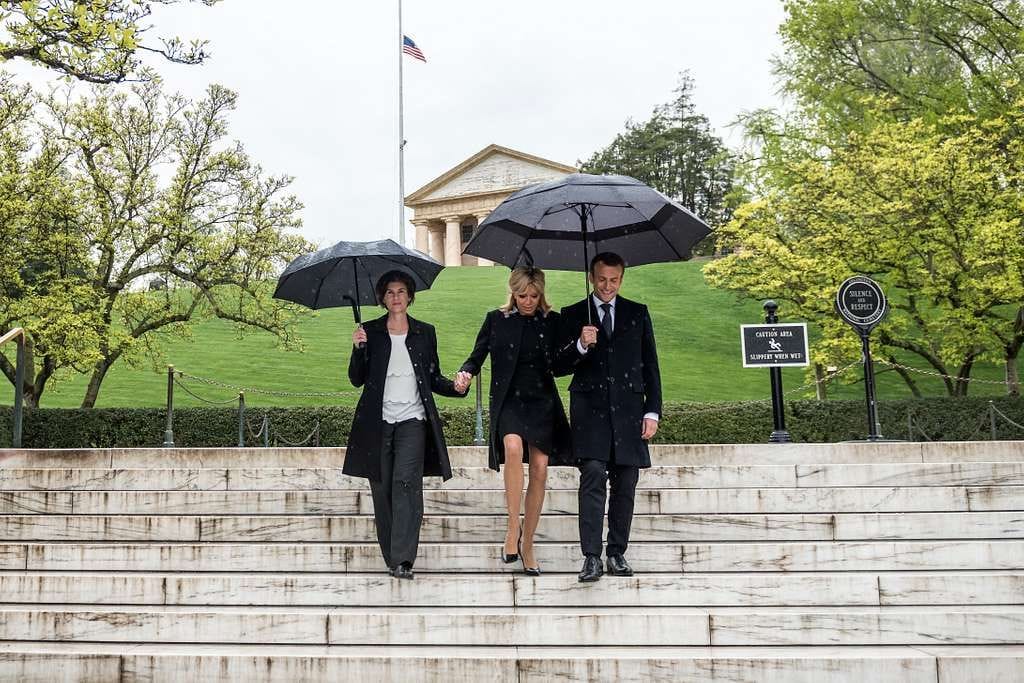 french president emmanuel macron right his wife c2fe1b 1024281296729405199074361178