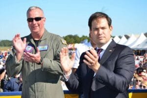 pensacola-florida-nov-10-2017-us-senator-2f8a36-10243447589802331729413