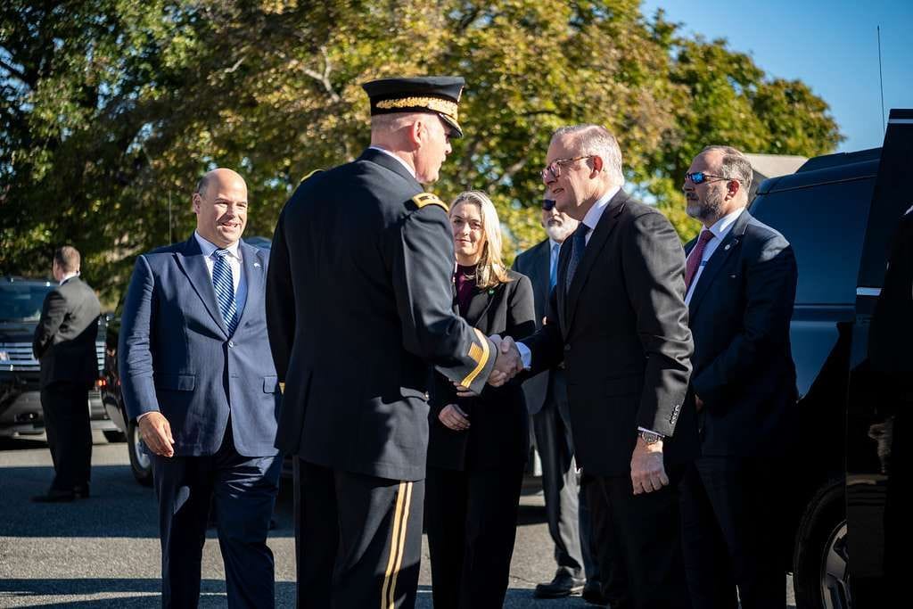 10004330093820664631057028541