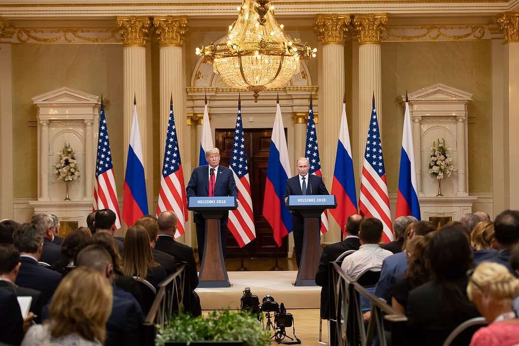 10004652691312792326794196225