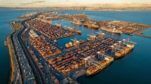 global-trade-hub-stockcake4190750313102018949